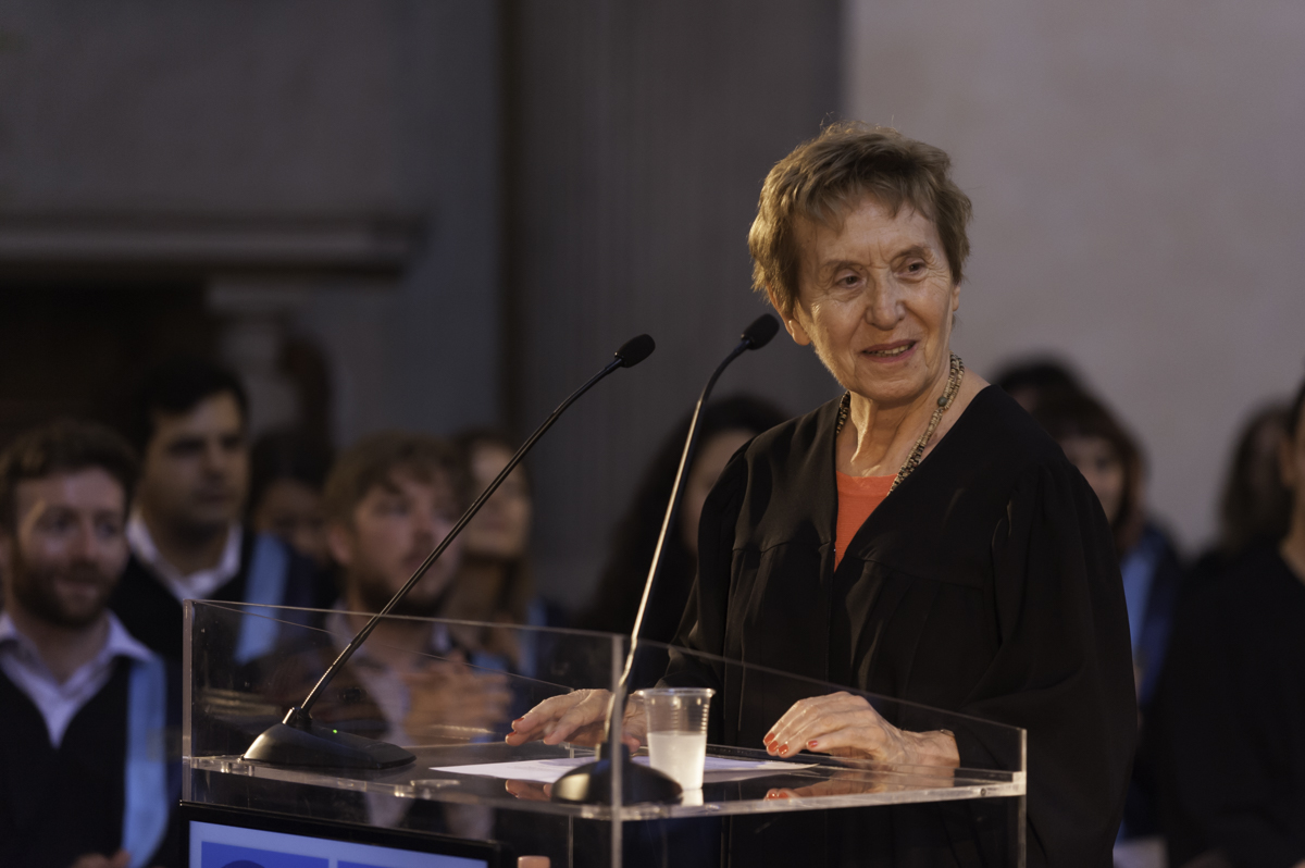 Portrait de Michelle Perrot, historienne et codirectrice de Histoire des femmes en Occident